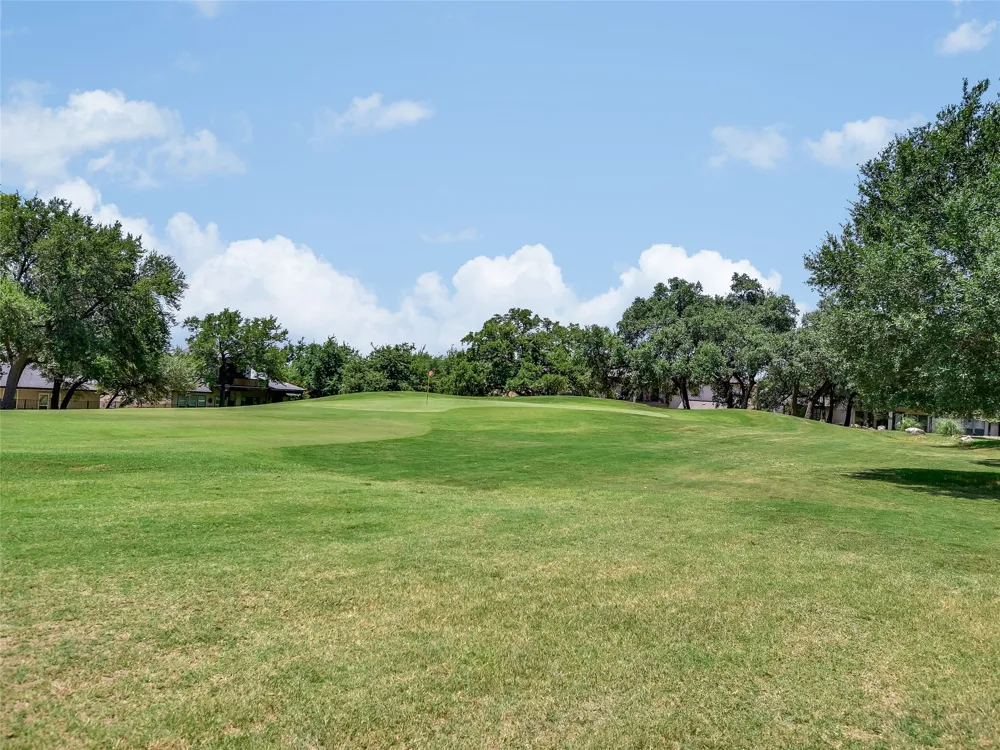 18803 Hogan Circle #16 Point Venture, TX 78645
