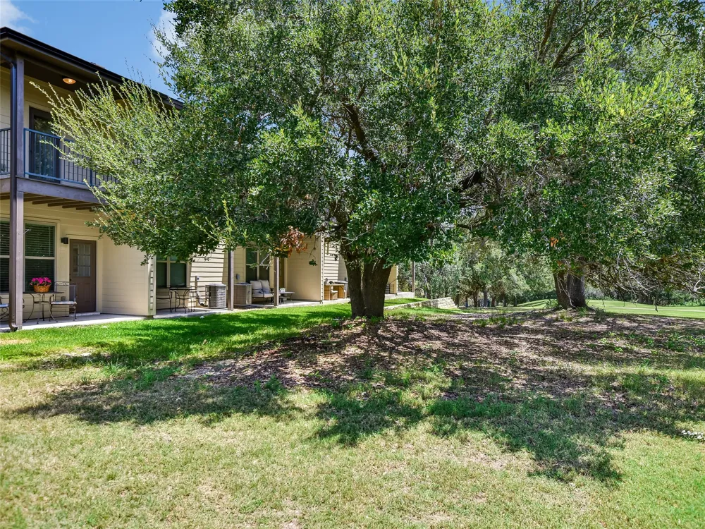 18803 Hogan Circle #16 Point Venture, TX 78645