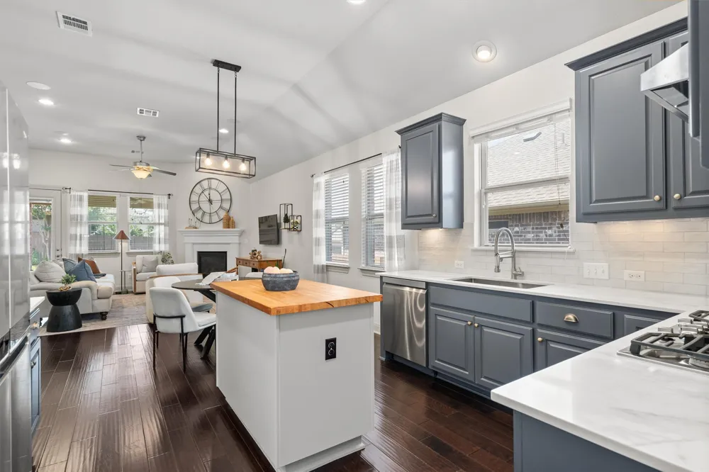 2732 Florin Cove Round Rock, TX 78665