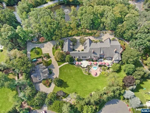1055 High Mountain Road