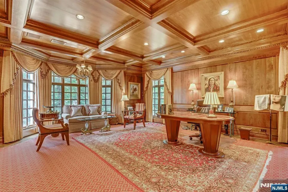 1055 High Mountain Road Franklin Lakes, NJ 07417
