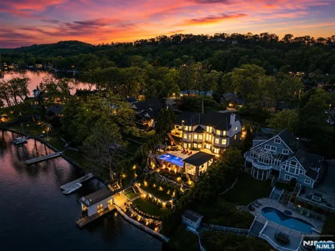 31 Island Trail