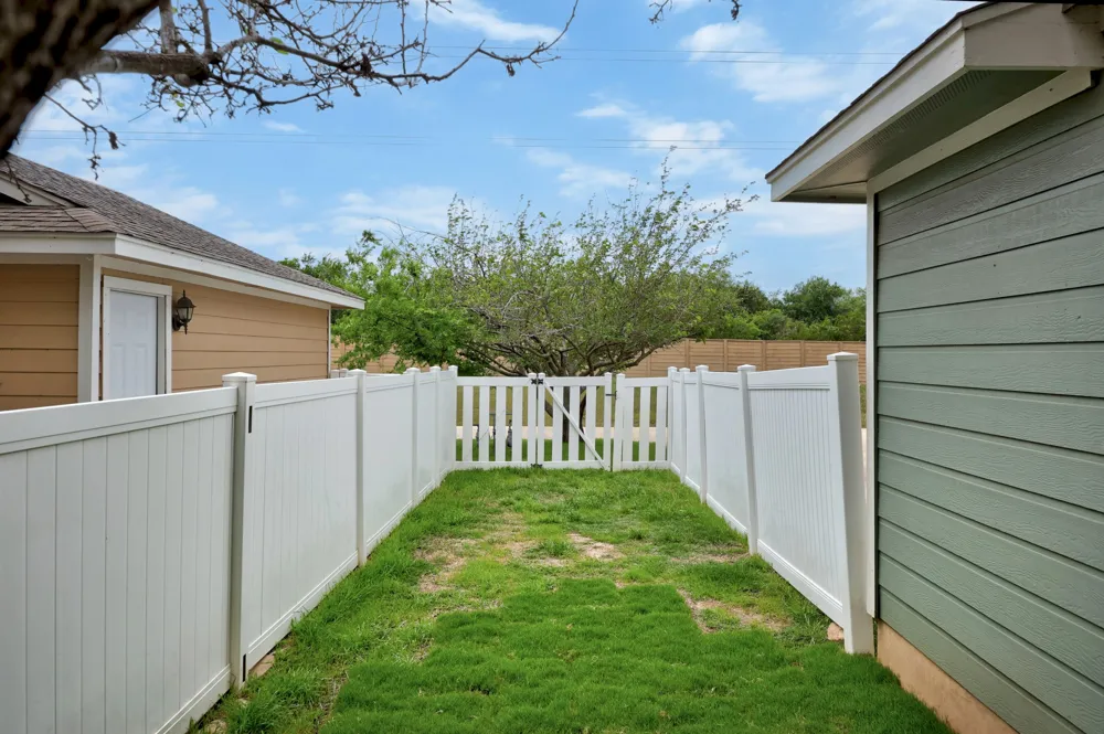 1429 Davis Mountain Loop Cedar Park, TX 78613