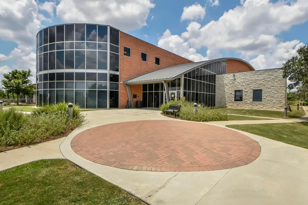 1429 Davis Mountain Loop Cedar Park, TX 78613