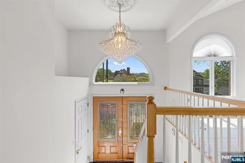 499 Morse Avenue Ridgefield, NJ 07657
