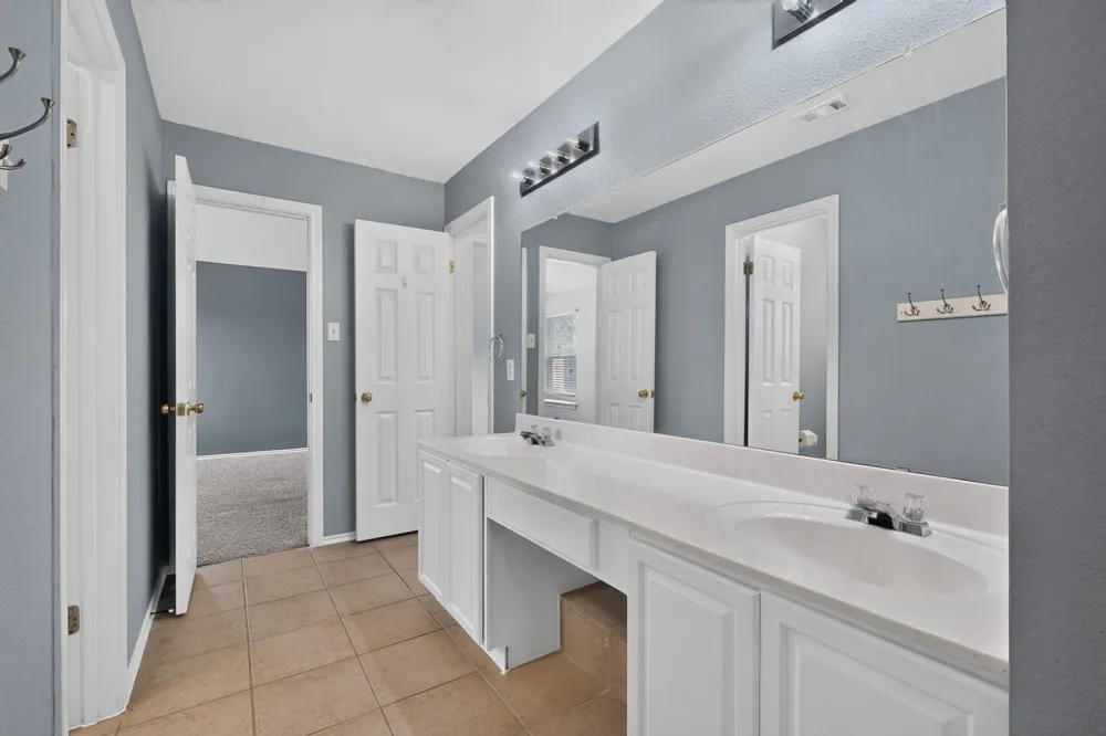 3068 Bent Tree Loop Round Rock, TX 78681