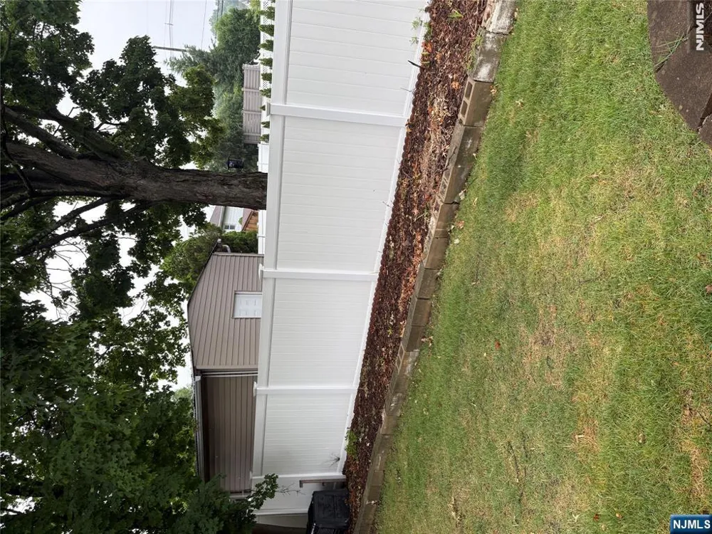 30 Harding Avenue Dumont, NJ 07628
