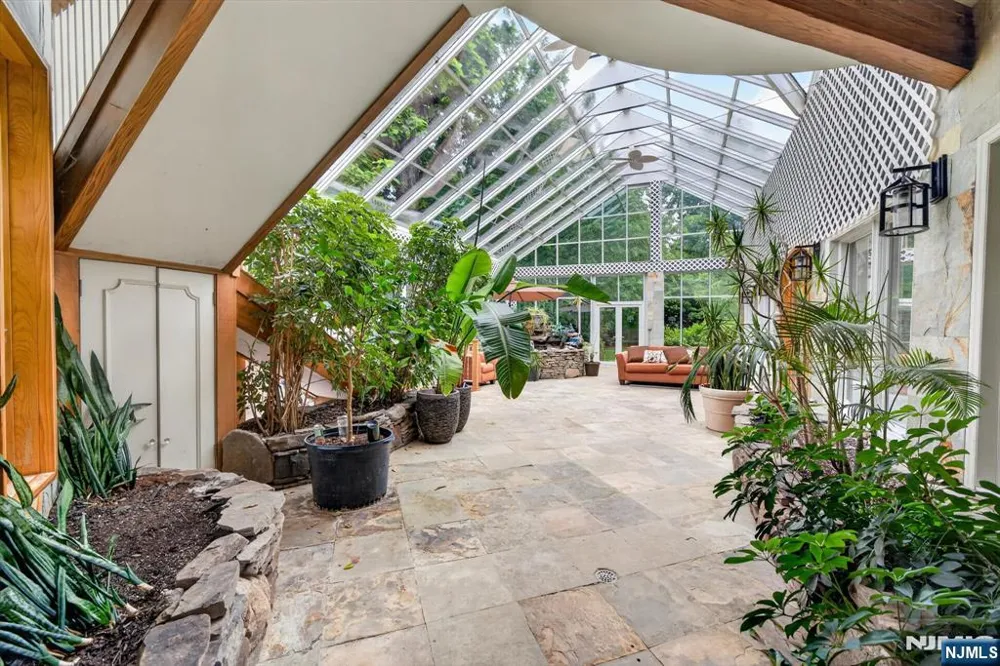 296 Durie Avenue Closter, NJ 07624