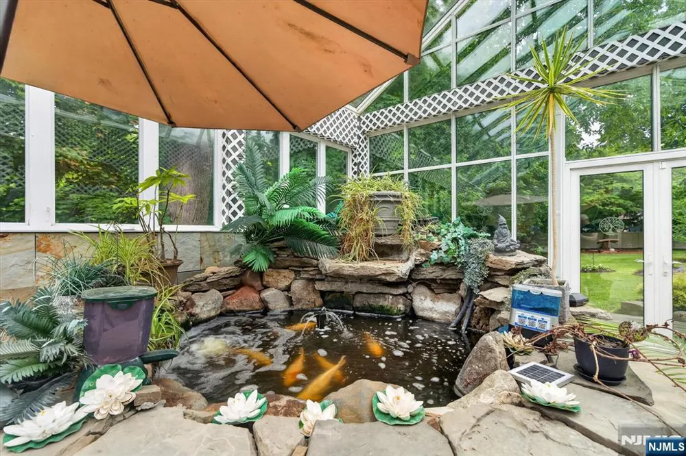 296 Durie Avenue Closter, NJ 07624