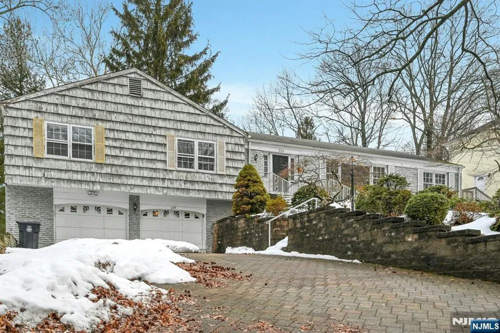229 Allison Court Englewood, NJ 07631