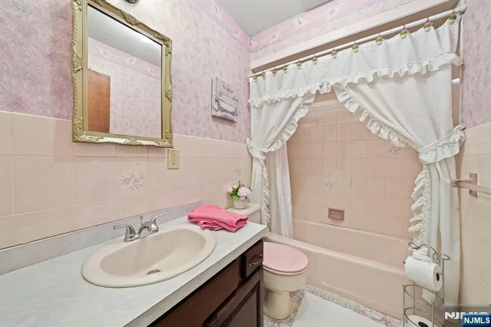 621 Bloomfield Avenue Nutley, NJ 07110