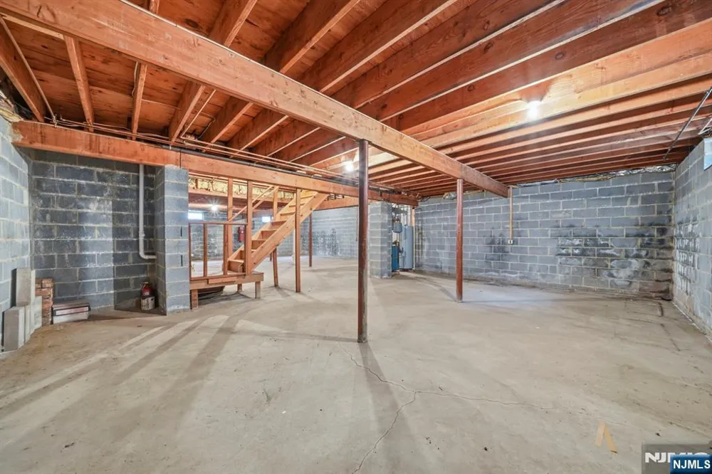 621 Bloomfield Avenue Nutley, NJ 07110