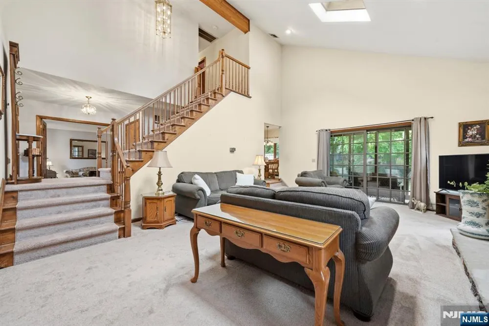 621 Bloomfield Avenue Nutley, NJ 07110
