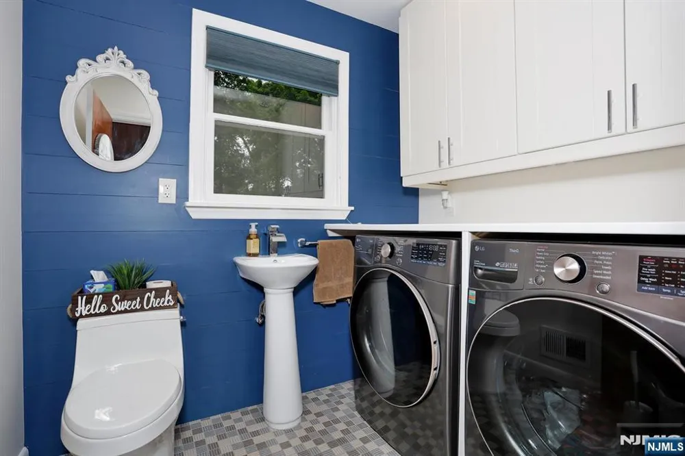 434 Hasbrouck Boulevard Oradell, NJ 07649