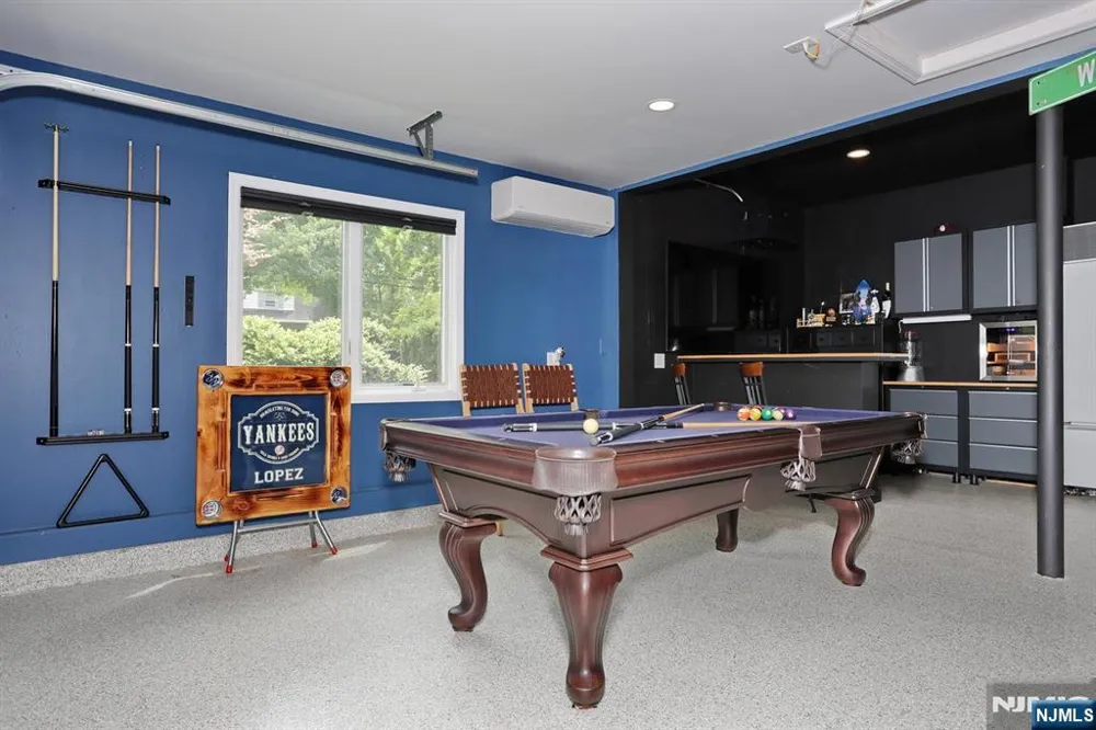 434 Hasbrouck Boulevard Oradell, NJ 07649