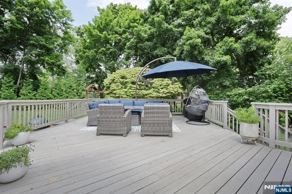 434 Hasbrouck Boulevard Oradell, NJ 07649