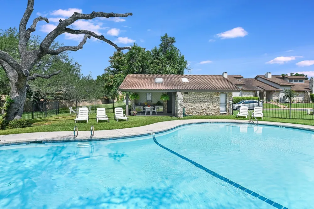 11125 Pinehurst Drive #C Austin, TX 78747