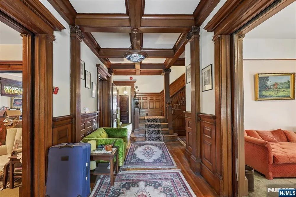 139 Aycrigg Avenue Passaic, NJ 07055