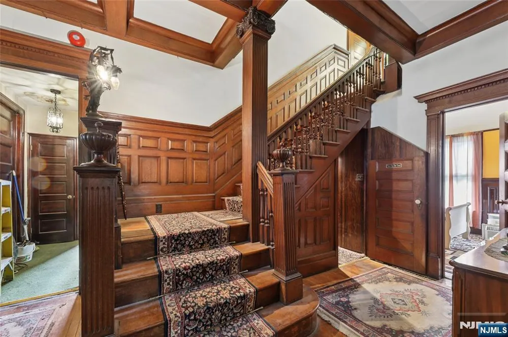 139 Aycrigg Avenue Passaic, NJ 07055