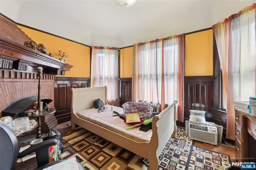 139 Aycrigg Avenue Passaic, NJ 07055