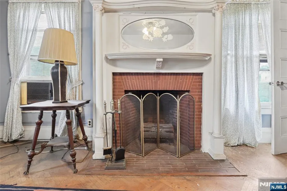 139 Aycrigg Avenue Passaic, NJ 07055