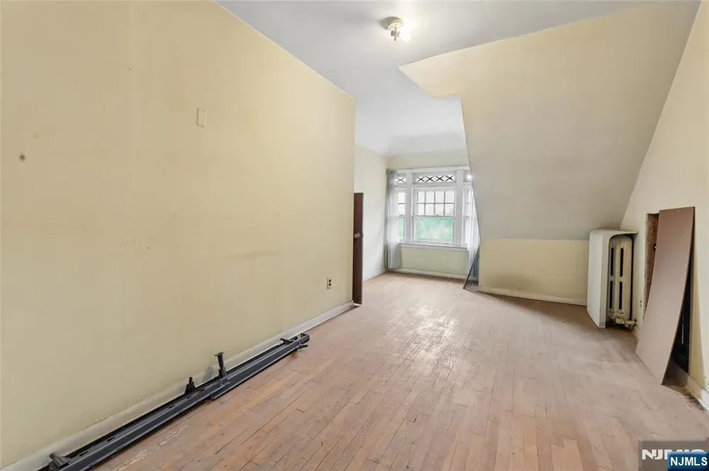 139 Aycrigg Avenue Passaic, NJ 07055