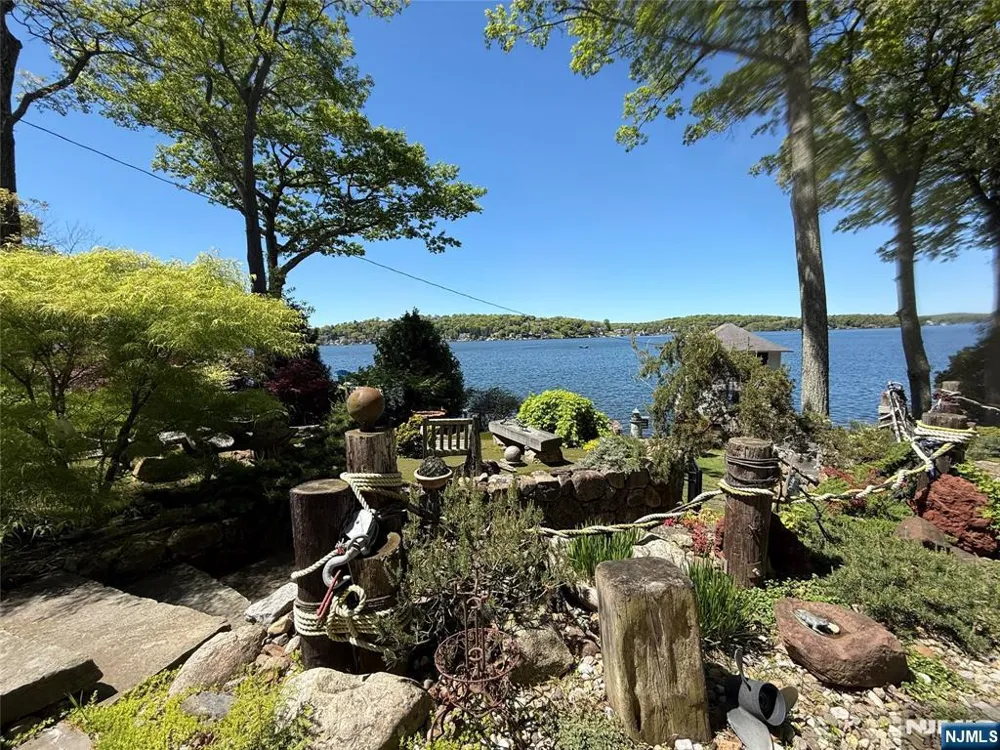 501 Windemere Avenue Mount Arlington, NJ 07856