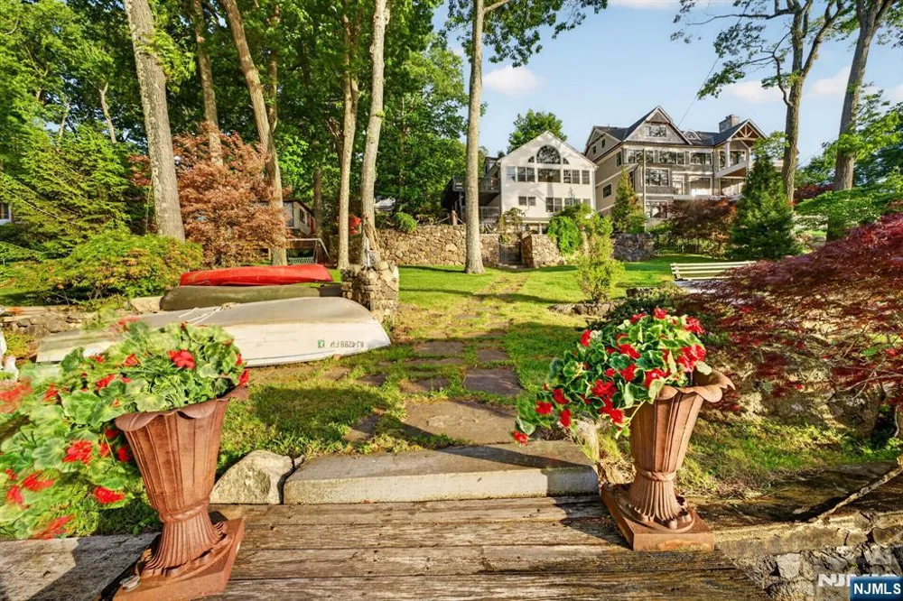 501 Windemere Avenue Mount Arlington, NJ 07856