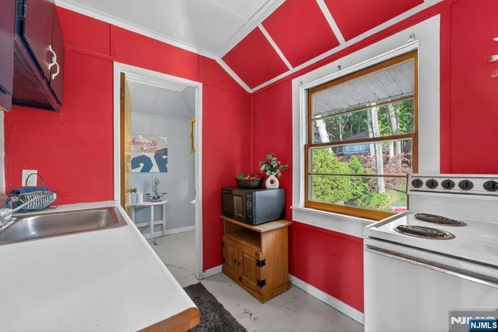 501 Windemere Avenue Mount Arlington, NJ 07856
