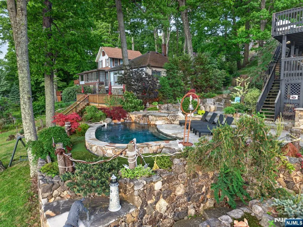 501 Windemere Avenue Mount Arlington, NJ 07856