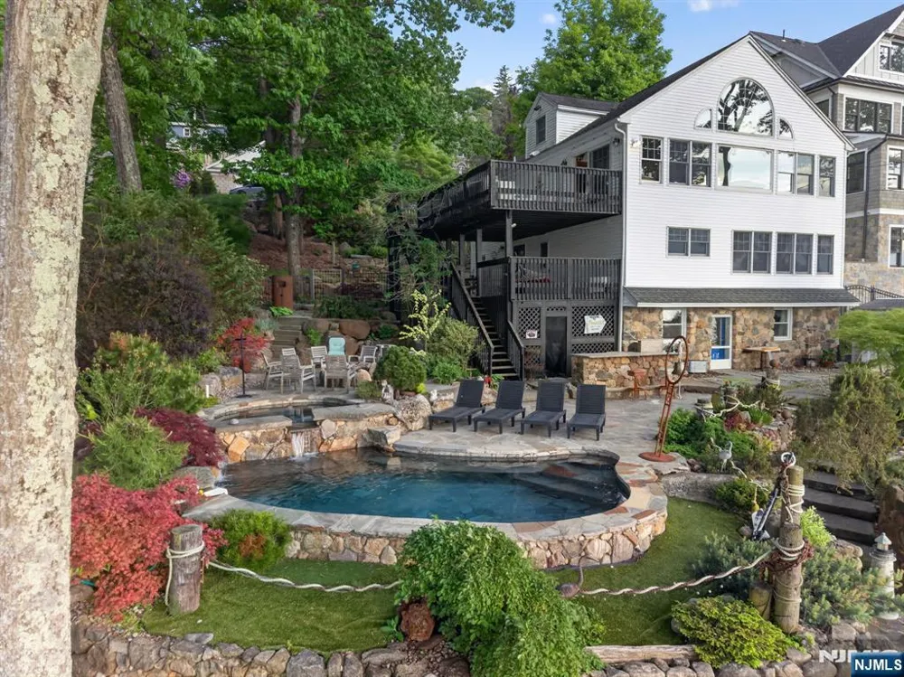 501 Windemere Avenue Mount Arlington, NJ 07856