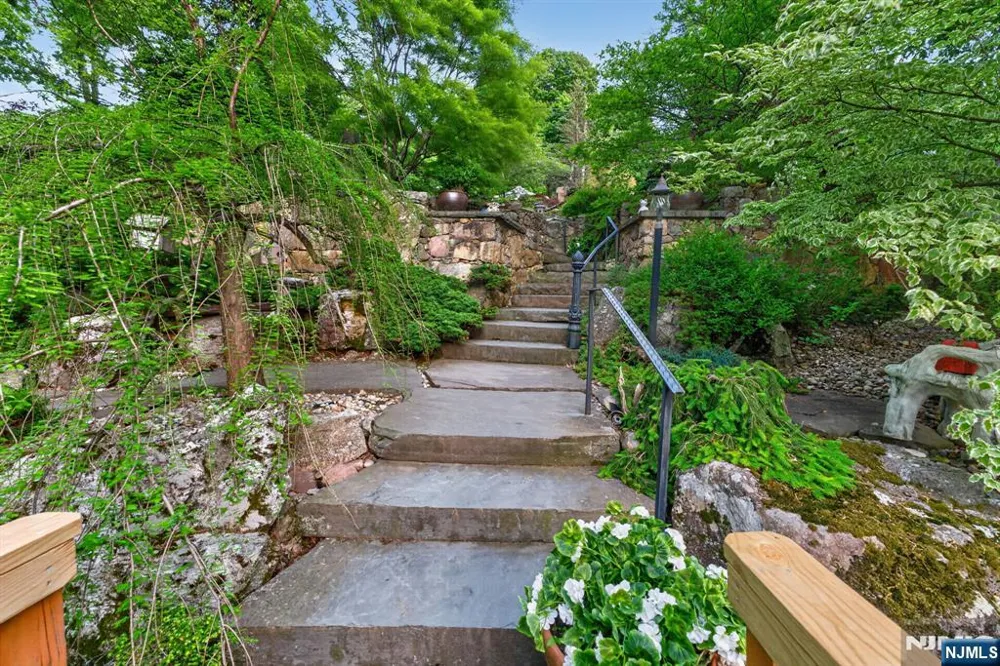 501 Windemere Avenue Mount Arlington, NJ 07856