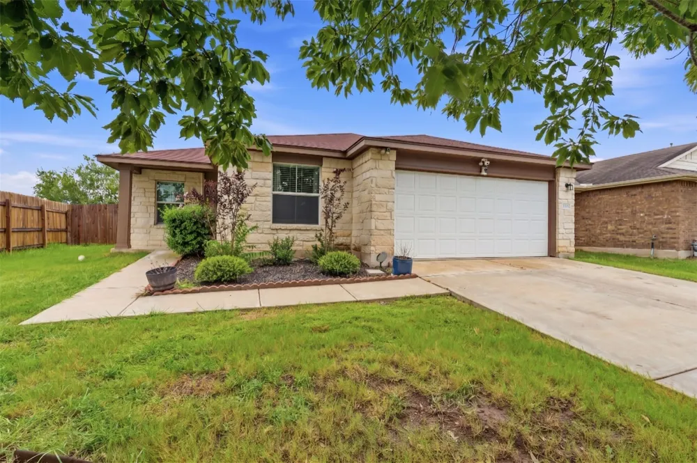 18512 Great Falls Drive Manor, TX 78653