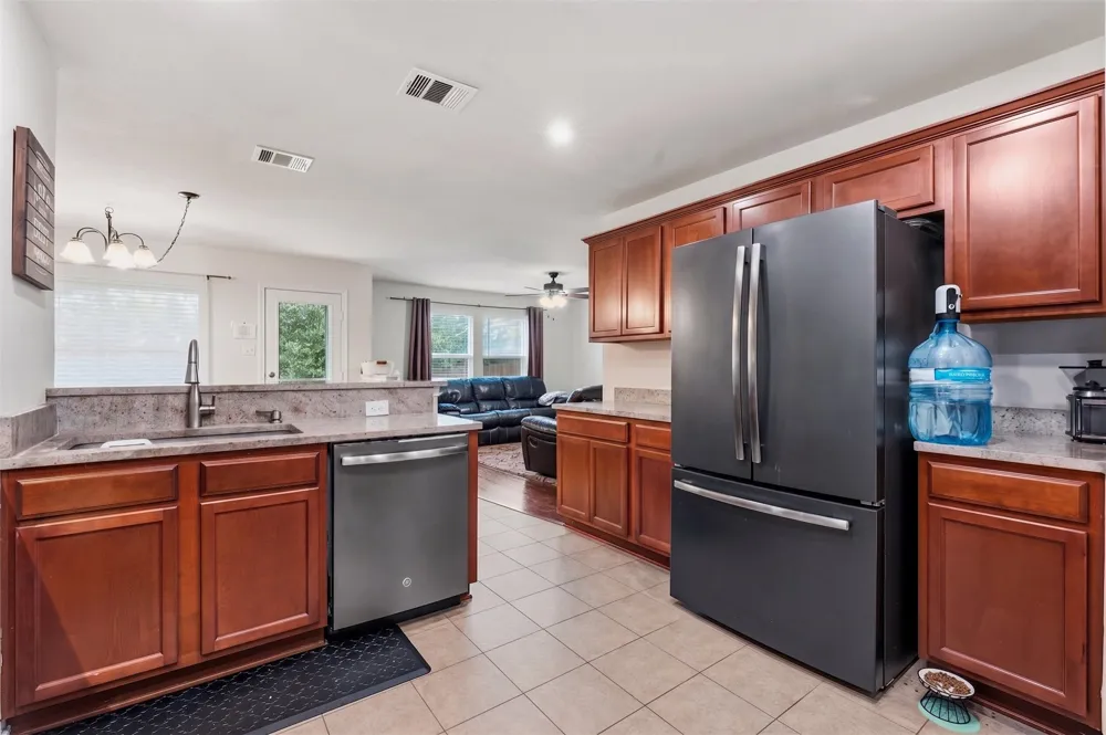 18512 Great Falls Drive Manor, TX 78653
