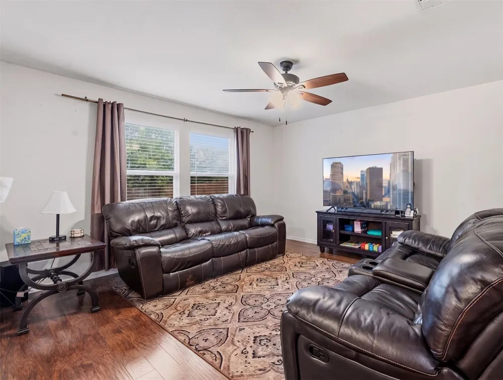 18512 Great Falls Drive Manor, TX 78653