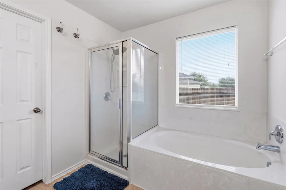 18512 Great Falls Drive Manor, TX 78653