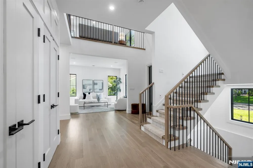 357 Pleasant Lane Haworth, NJ 07641