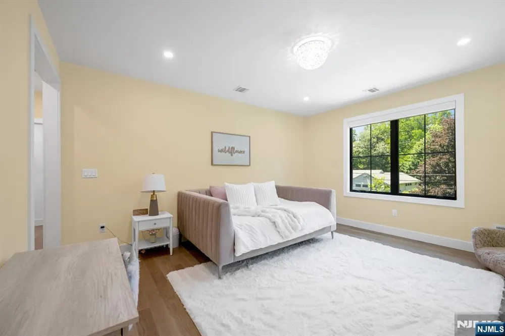 357 Pleasant Lane Haworth, NJ 07641