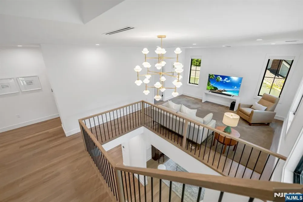 357 Pleasant Lane Haworth, NJ 07641