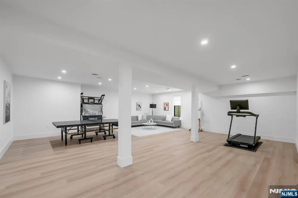 357 Pleasant Lane Haworth, NJ 07641