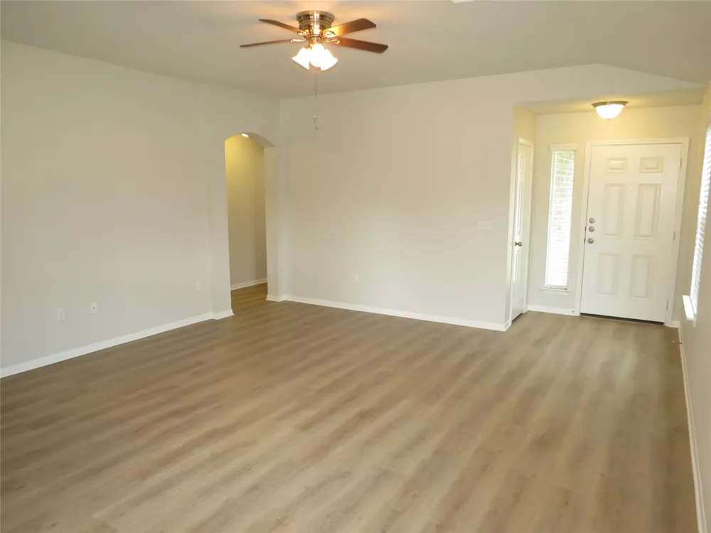 375 Musgrav Kyle, TX 78640