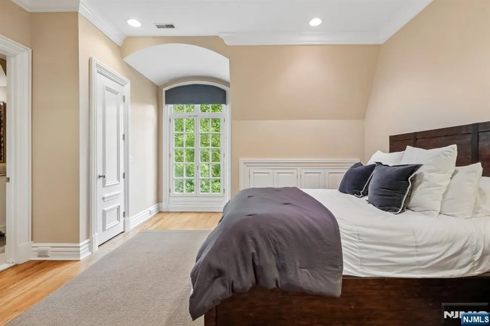 505 Timberline Drive Franklin Lakes, NJ 07417
