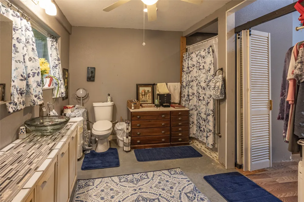 2525 S Rainbow Ranch Road Wimberley, TX 78676
