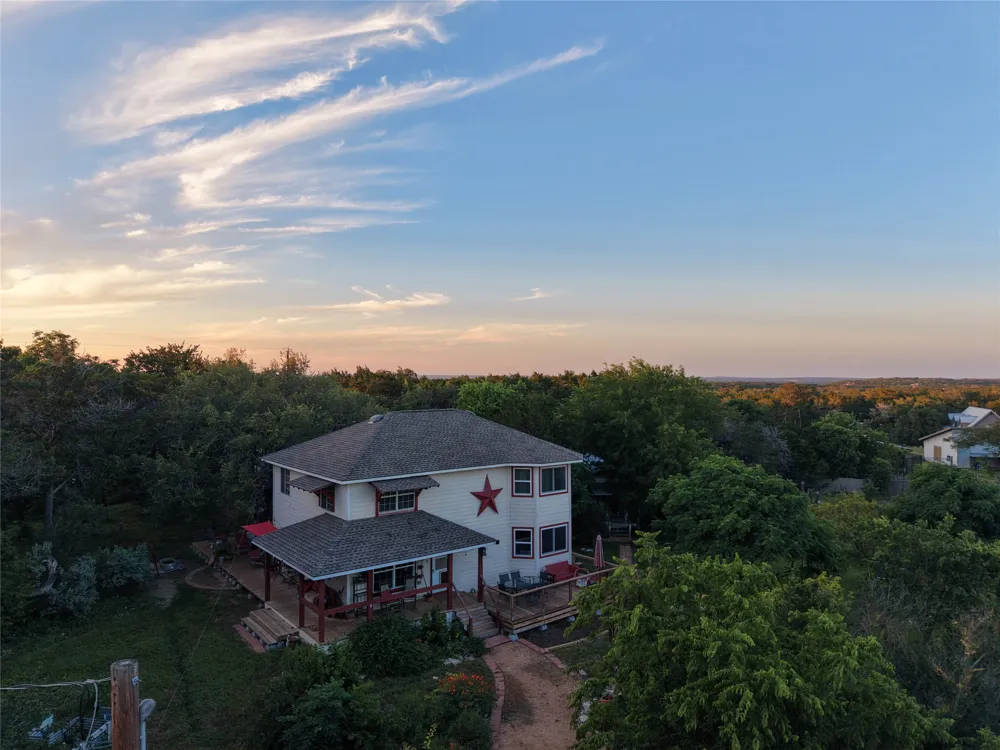 2525 S Rainbow Ranch Road Wimberley, TX 78676