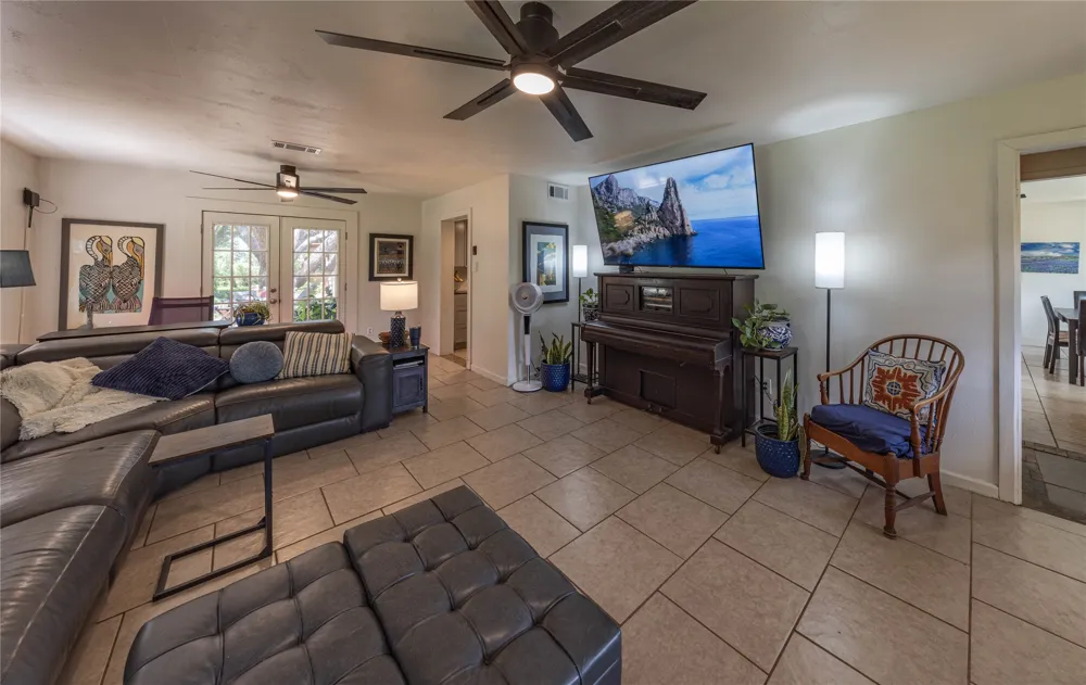2525 S Rainbow Ranch Road Wimberley, TX 78676