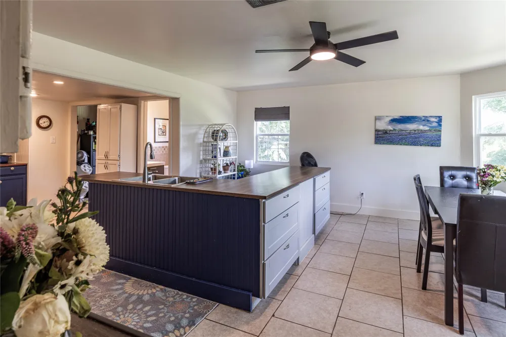 2525 S Rainbow Ranch Road Wimberley, TX 78676