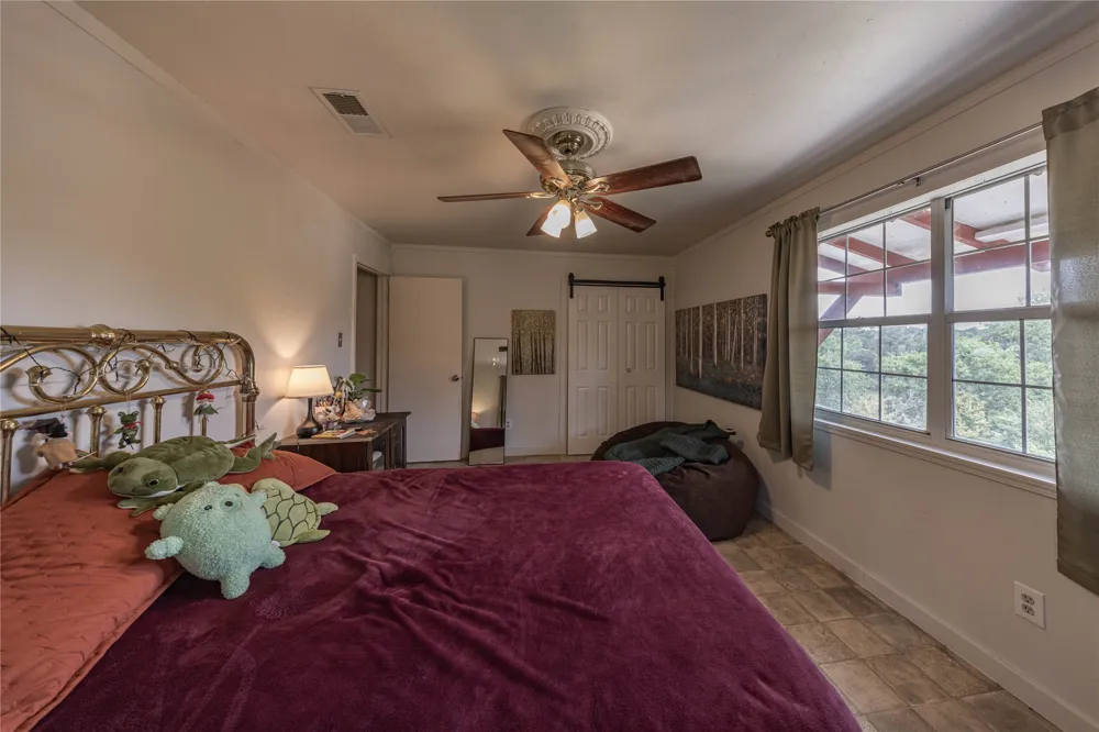 2525 S Rainbow Ranch Road Wimberley, TX 78676