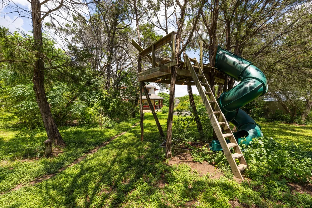 2525 S Rainbow Ranch Road Wimberley, TX 78676