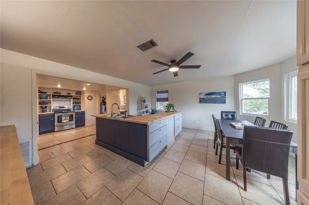 2525 S Rainbow Ranch Road Wimberley, TX 78676