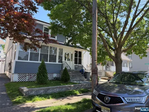 33 Sisco Place